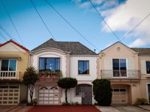 A row of houses in san francisco, california.